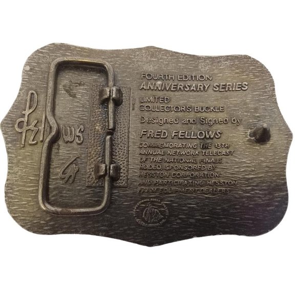 Hesston NFR Belt Buckle Metal Anniversary Series 1986 Signed By Fred Fellows - Picture 5 of 5